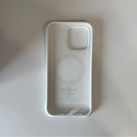 CASETiFY Ripple Case - Picture 4 of 5
